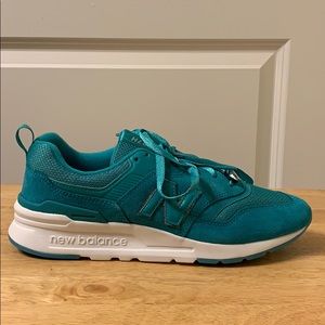 Women’s New Balance Runners